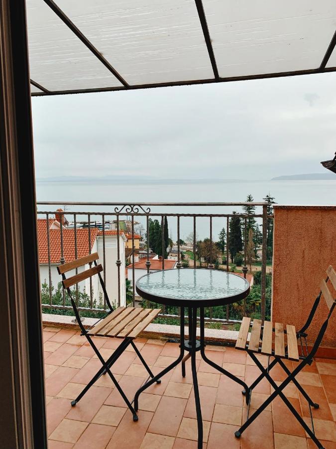 Apartment Mihaela *